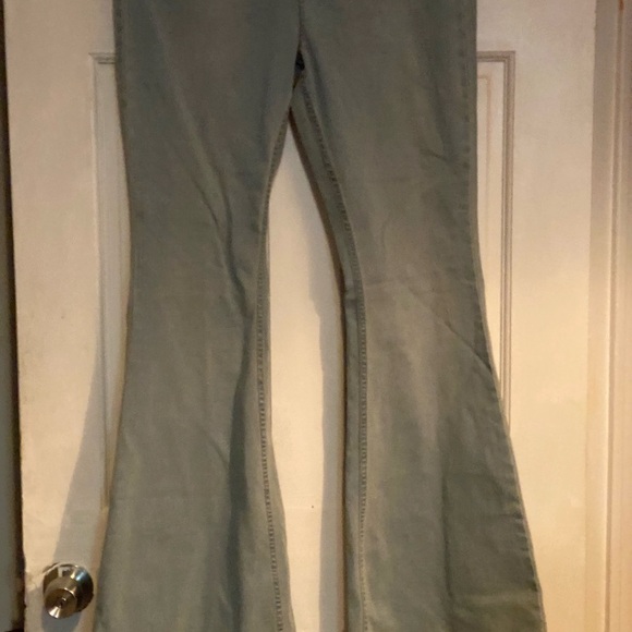 Light washed denim pant Stretch comfortable fit Brand New! - Picture 3 of 3